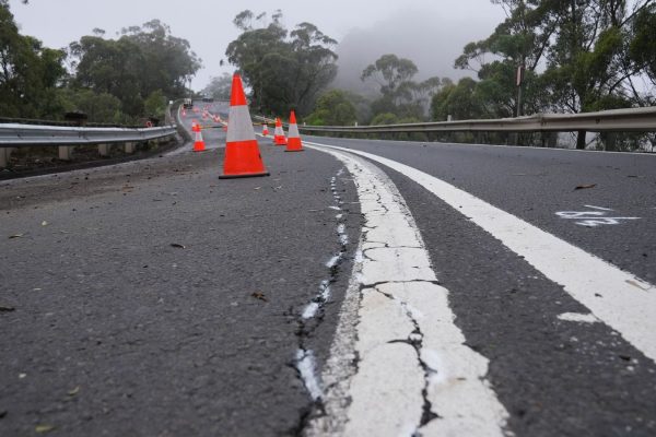 Cracks in the Great Western Highway